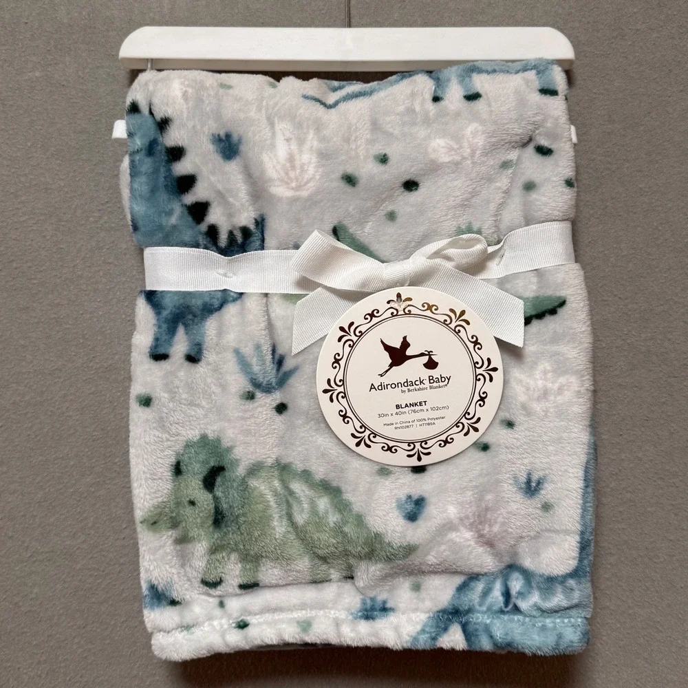 NWT‎ Adirondack Baby Lot of 2 Blankets 30 x 40 Pink Bows Blue Dinosaurs
